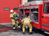 Dwóch strażaków OSP bierze udział w konkurencji przygotowania sprzętu strażackiego do akcji