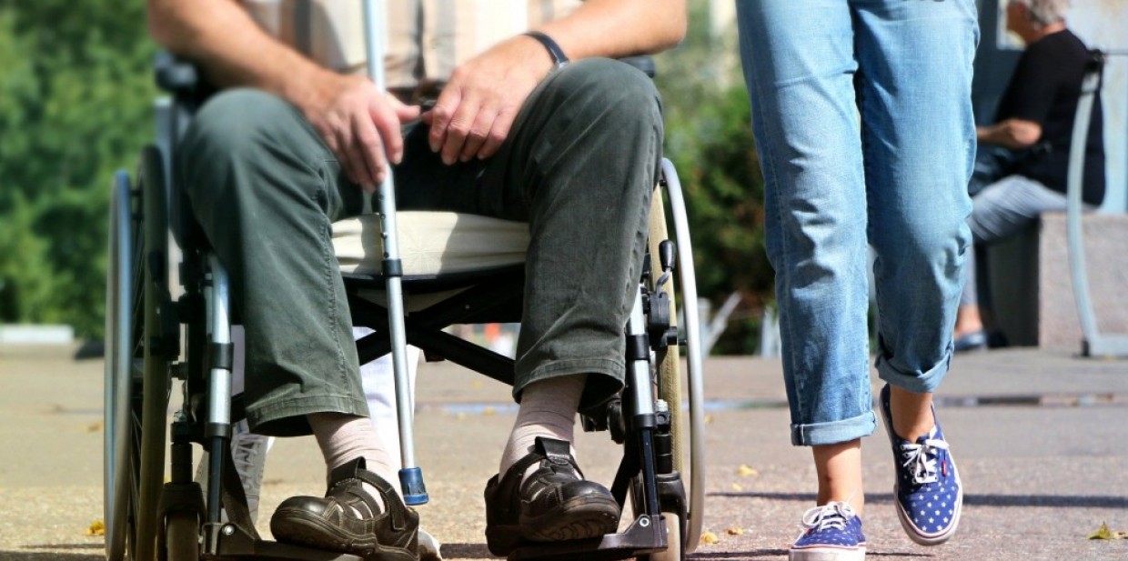 ZARZĄDZENIE STAROSTY DĘBICKIEGO w sprawie powołania członków Powiatowej Społecznej Rady do Spraw Osób Niepełnosprawnych