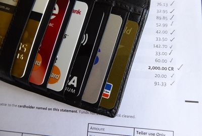 Karty kredytowe w portfelu