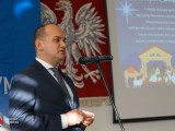 Przewodniczący Rady Powiatu Dębickiego przemawia