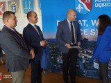 Starosta Dębicki, Wicestarosta Dębicki i Przewodniczący Rady Powiatu Dębickiego składają gratulacje