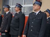 Grupa strażaków